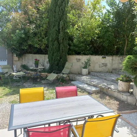 Le Clos Des Lauriers 公寓