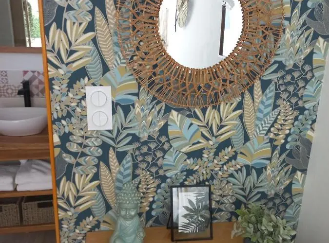 Le Clos Des Lauriers Apartment *